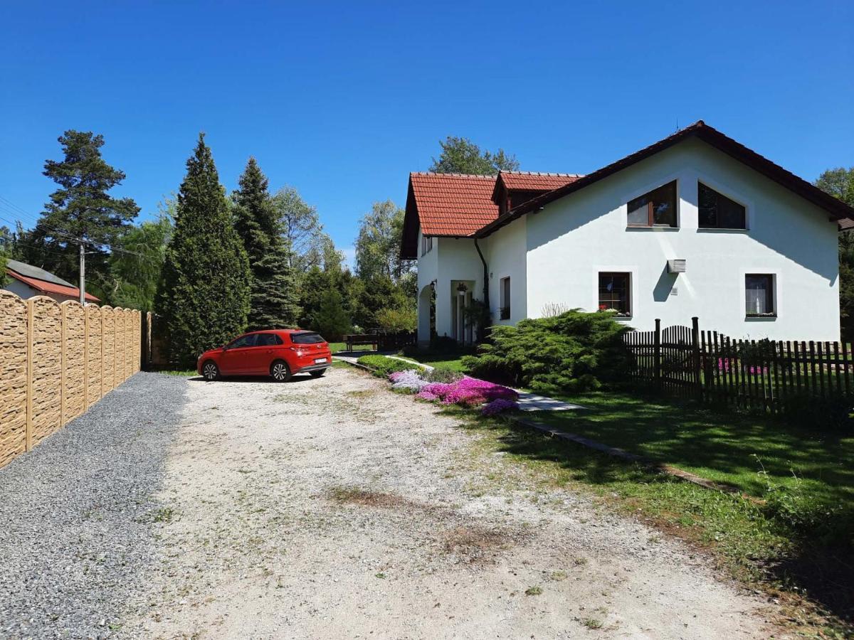 V Prirode Na Okraji Frenstatu Pod Radhostem Lejlighed Frenštát pod Radhoštěm Eksteriør billede